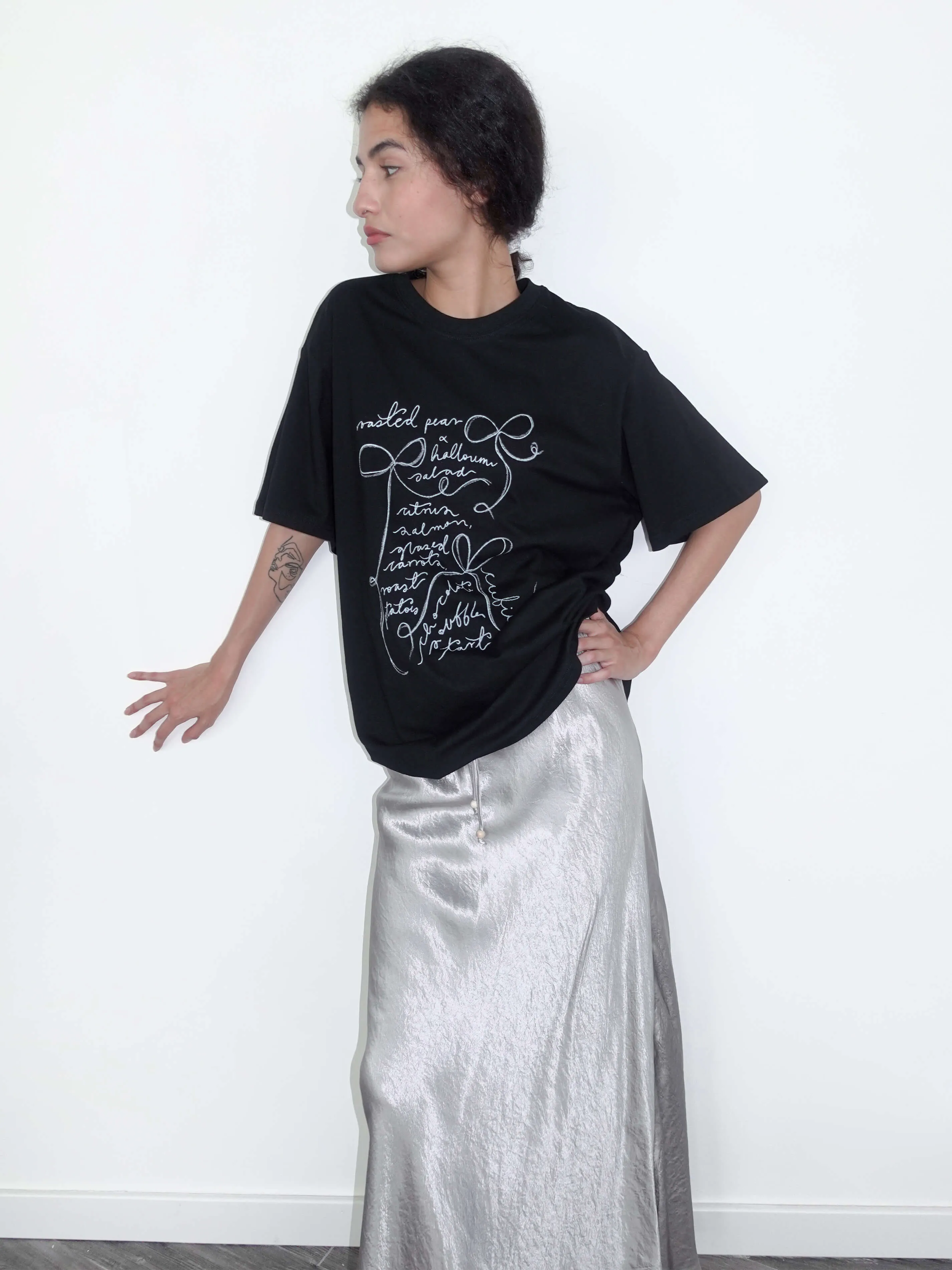 Bow Print Round Neck Casual T-shirt